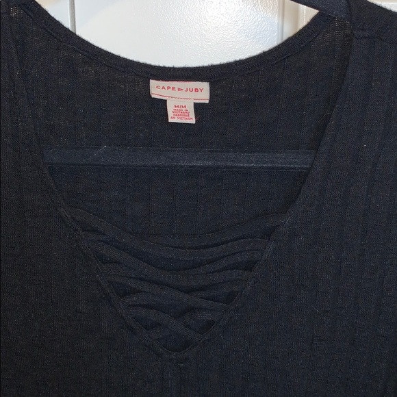 Black Ribbed Top - Picture 2 of 3